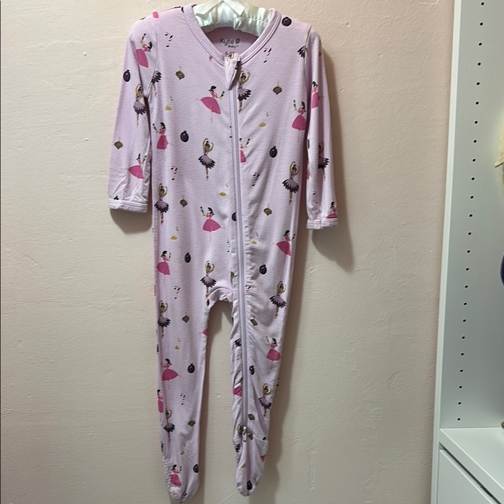Kyte Footie One Piece Pajama - Sugar Plum  Design